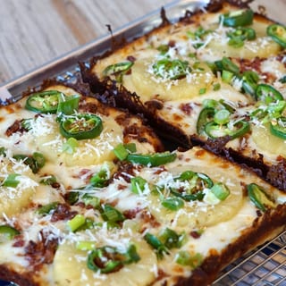 LARGE P.B.J. (PINEAPPLE - BACON - JALAPENO)